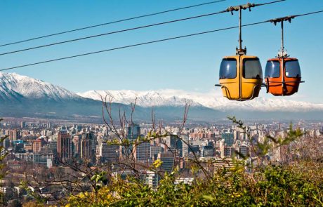 צ'ילה נפתחת מחדש למבקרים מחוסנים