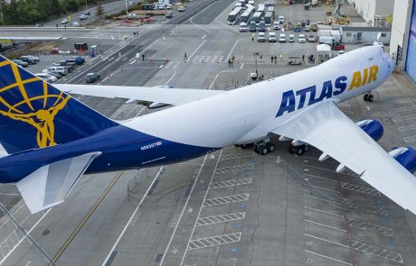 סוף עידן בואינג 747: תעשיית התעופה נפרדת ממלכת השמיים
