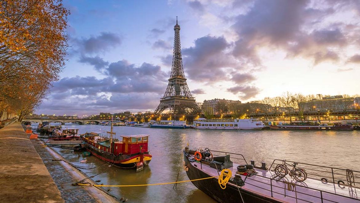 פריז, כעיר תיירות תרמה כ-36 מיליארד דולר לתמ"ג בשנה החולפת