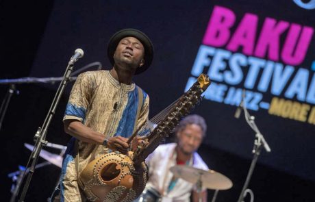 פסטיבלי מוסיקה חגיגיים בבאקו שבאזרבייג'ן