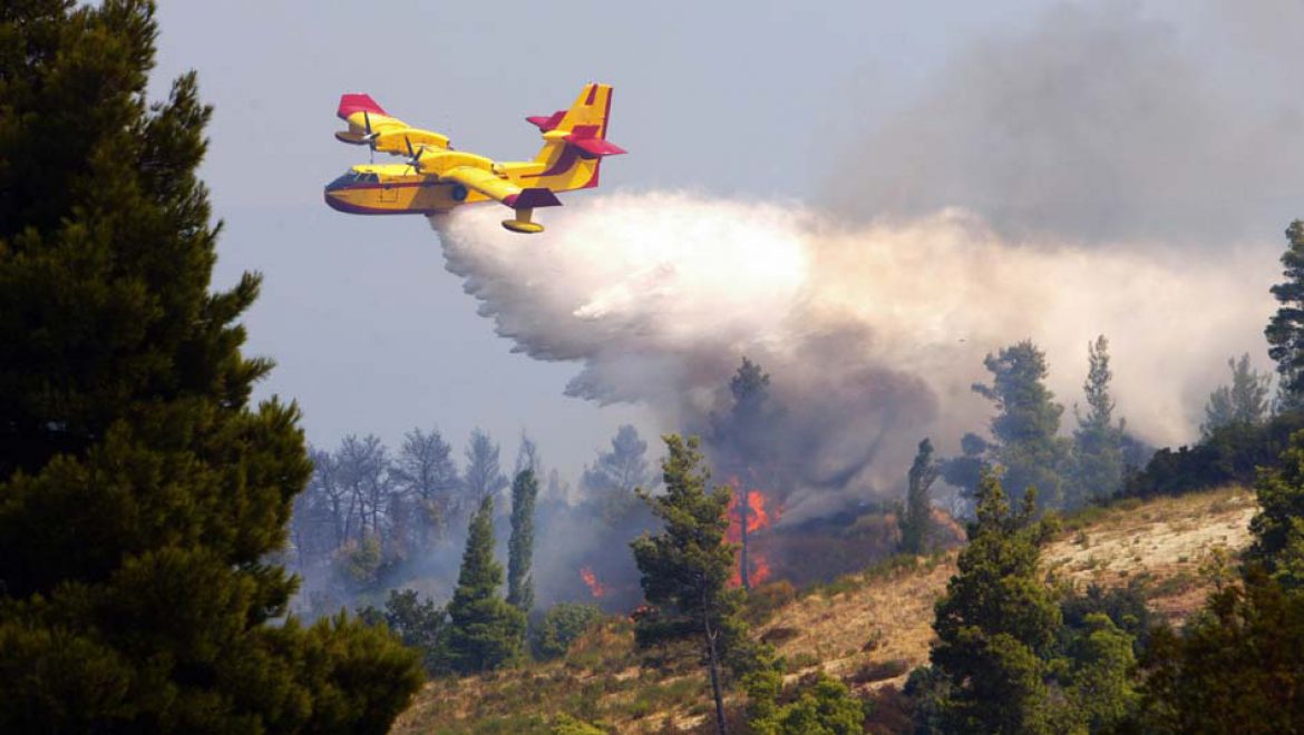 ישראל תצא היום לסייע לקפריסין בכיבוי השריפות