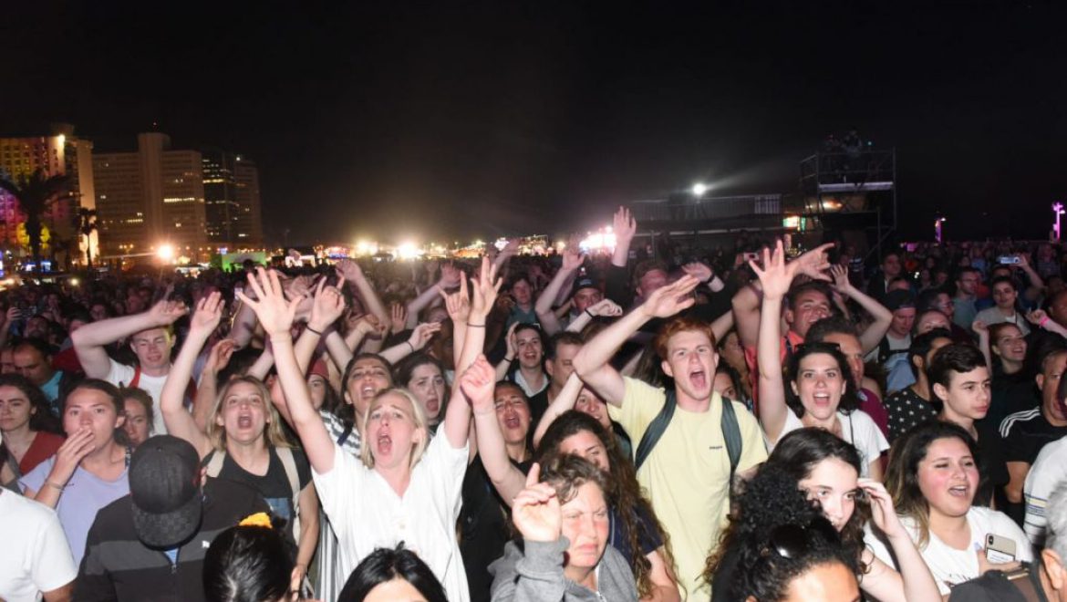 אלפי תיירים הגיעו לאזור תל אביב לקראת הגמר הגדול של האירוויזיון